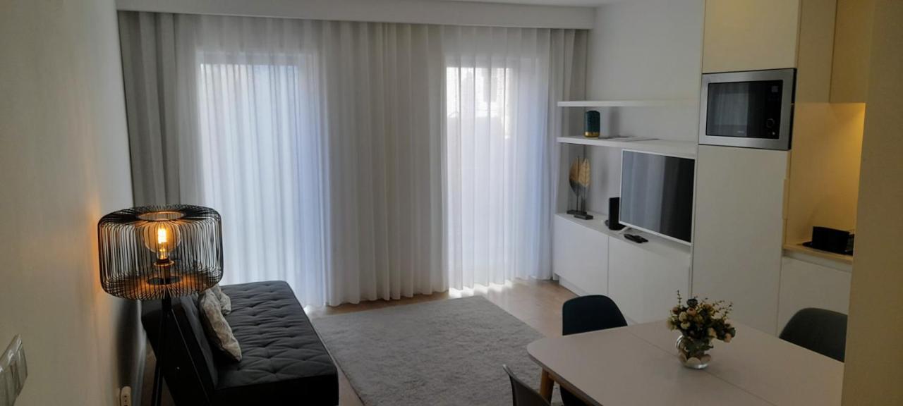 Light Brown Central Apartment Aveiro Kültér fotó